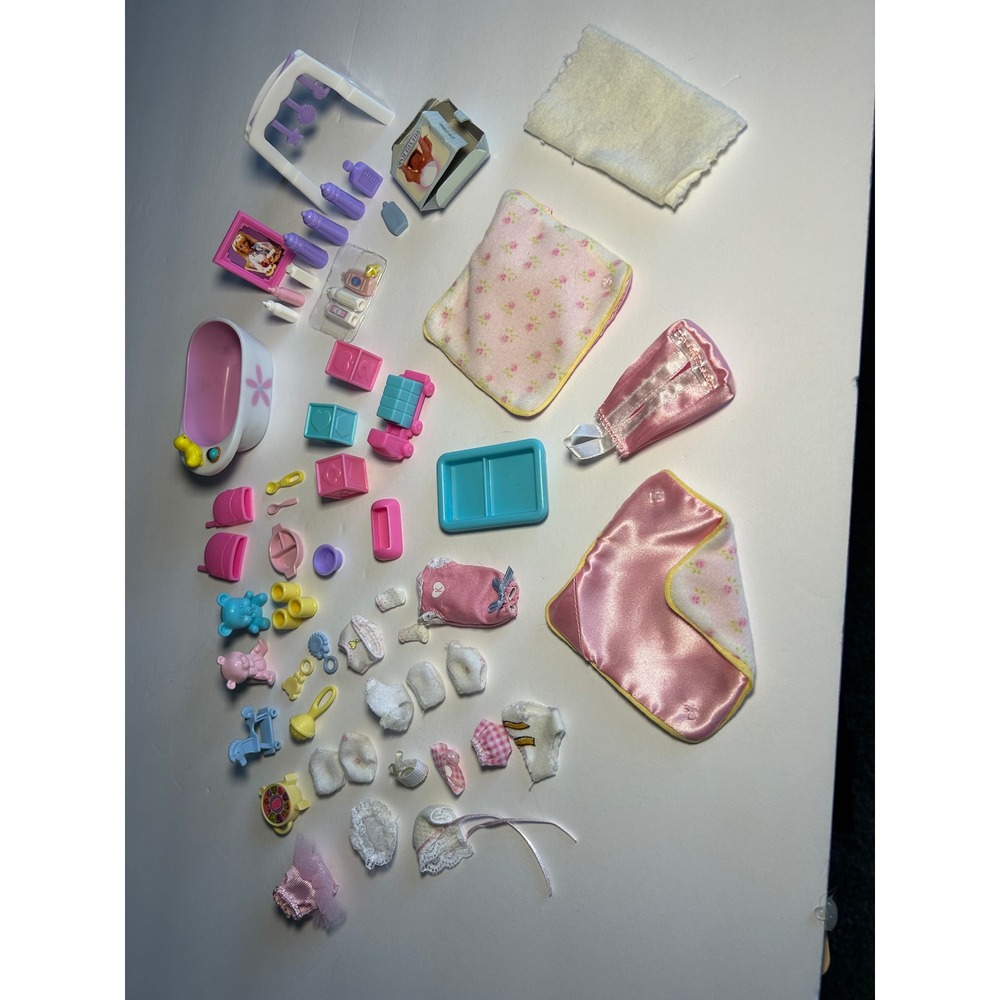 Vintage Barbie Krissy Baby Doll Accessory Lot Bathtub Diaper Box Clothes Toys